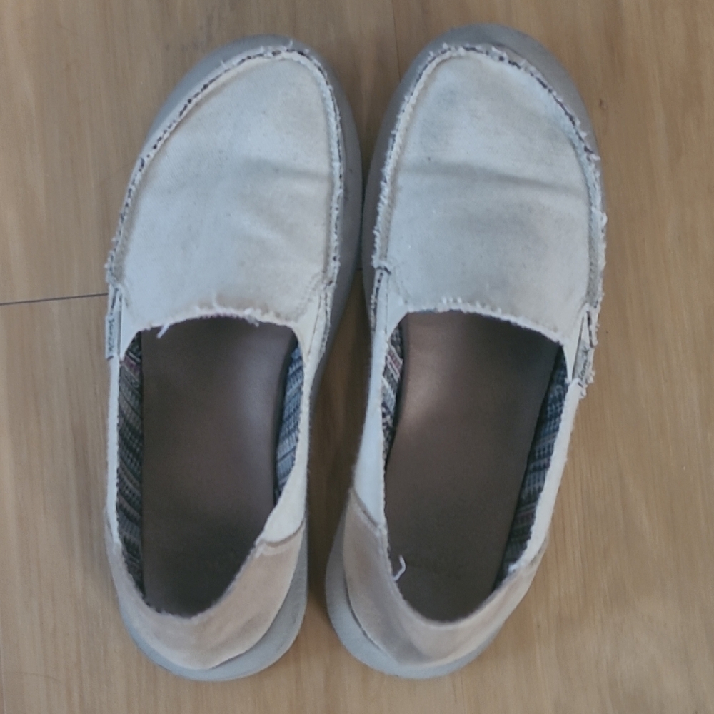 Womens Sanuks - Cream